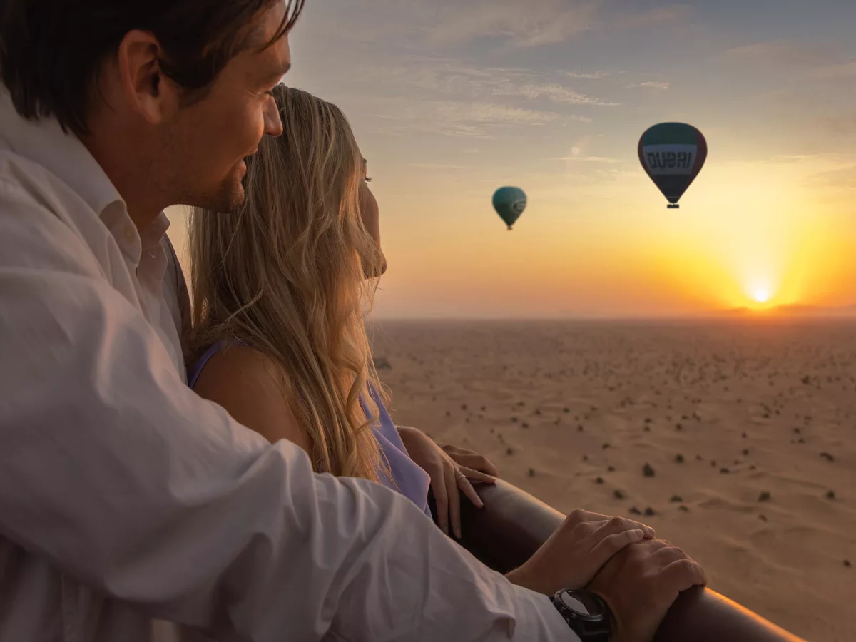 Valentines-on-Cloud-Nine-with-Balloon-Adventures-Dubai-3