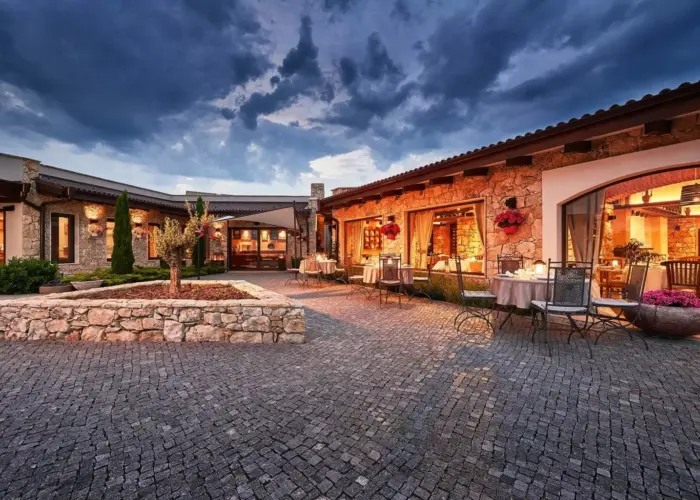 Zornitza Estate Wine & Gourmet Experience